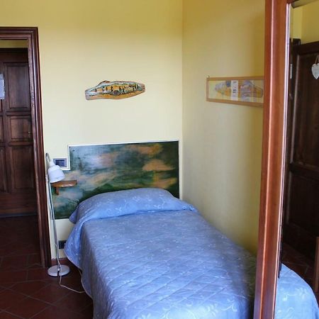Bio Agriturismo Podere Pretoia San Gimignano Bagian luar foto